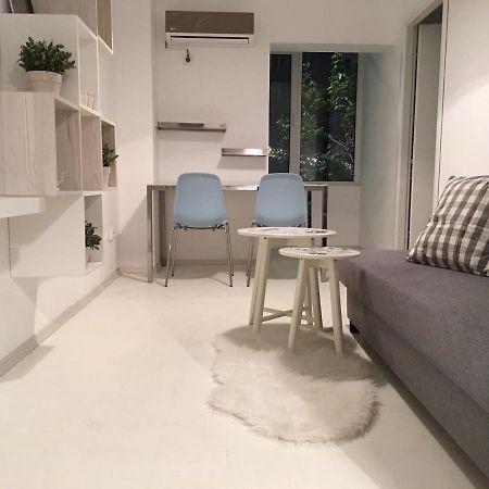Superb Apartment In Center Бухарест Экстерьер фото