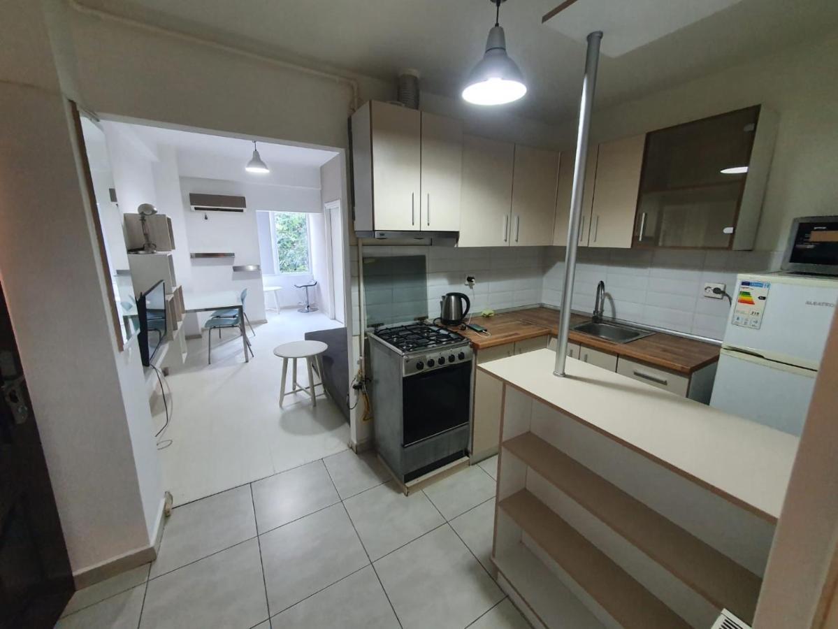 Superb Apartment In Center Бухарест Экстерьер фото